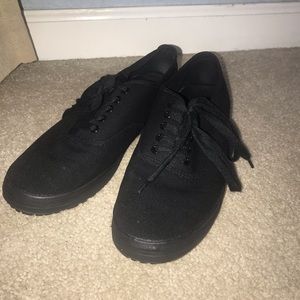 Non-slip shoes